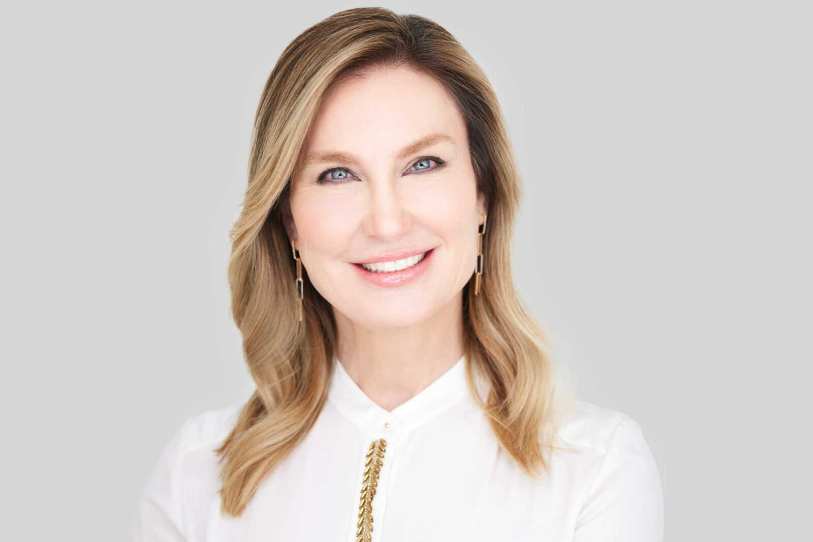 Dr. Sue Ellen Cox leader in aesthetic medicine and dermatology, founder and director of Aesthetic Solutions in Chapel Hill, North Carolina.